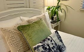 Jacaranda House Garden Suite
